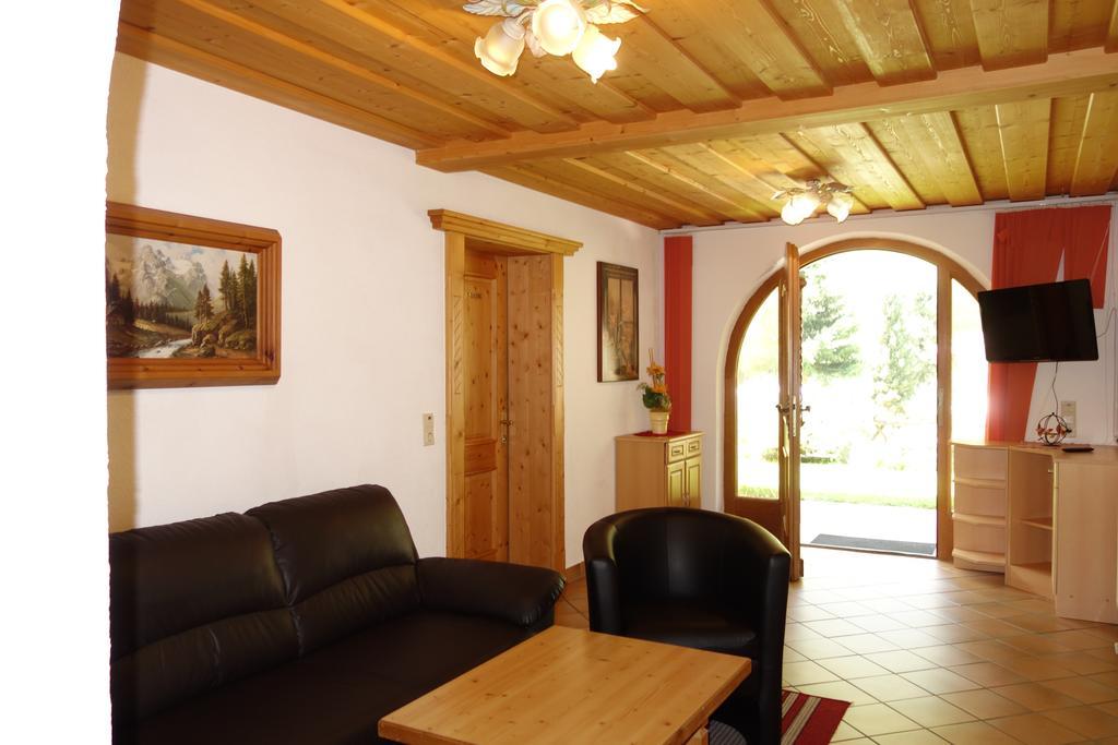 Ferienhaus Inge 皮茨河谷圣莱昂哈德 外观 照片