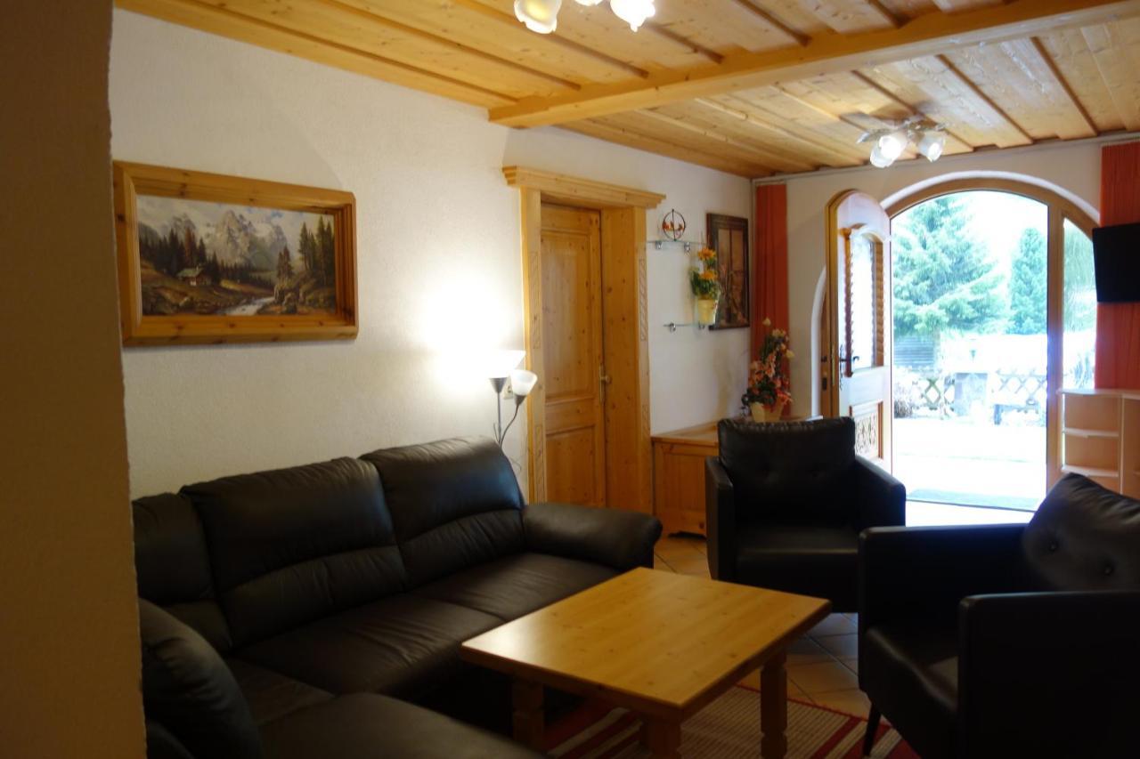 Ferienhaus Inge 皮茨河谷圣莱昂哈德 外观 照片